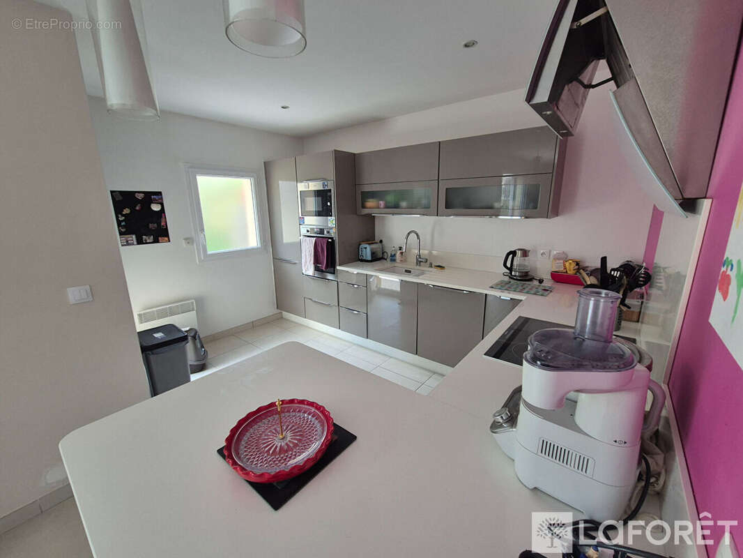 Maison à VILLEBON-SUR-YVETTE