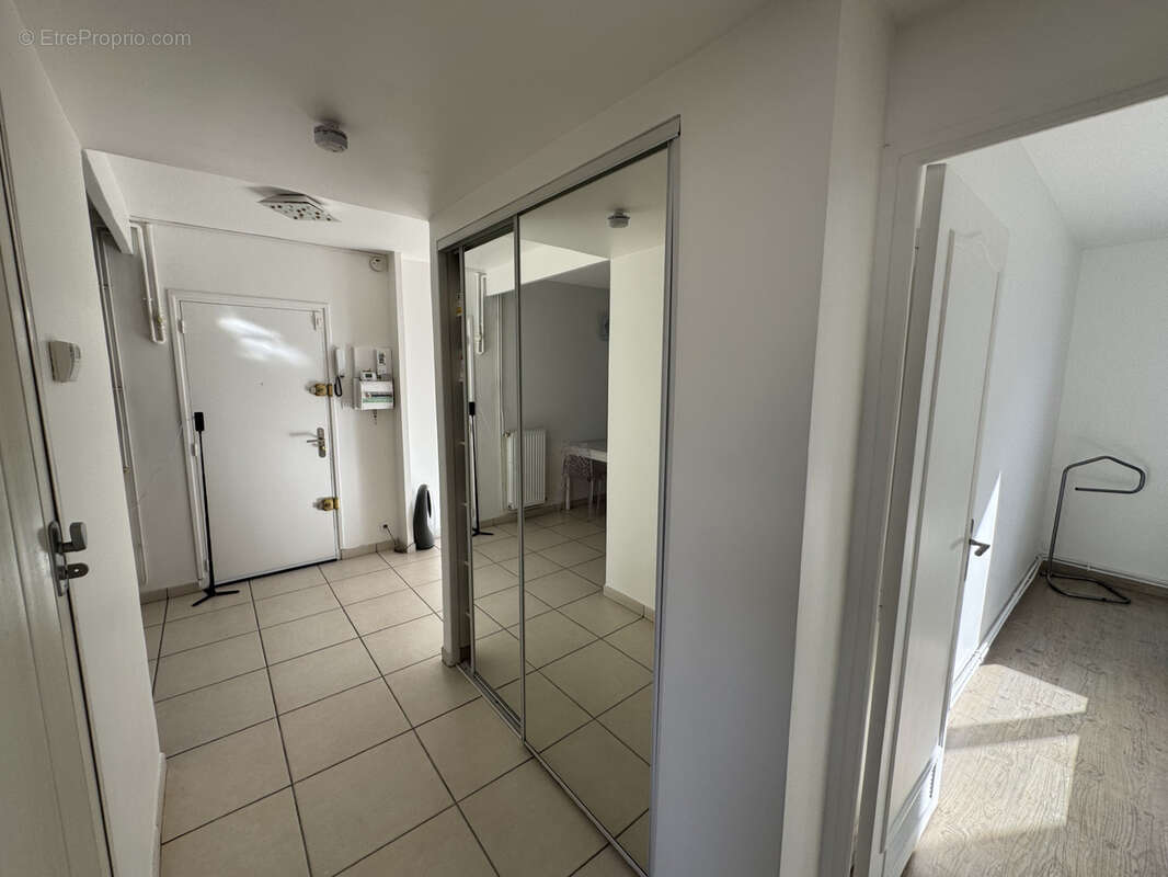 Appartement à FONTAINE