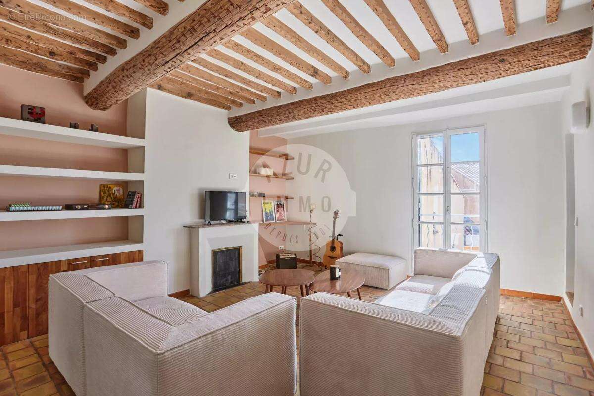 Appartement à AIX-EN-PROVENCE