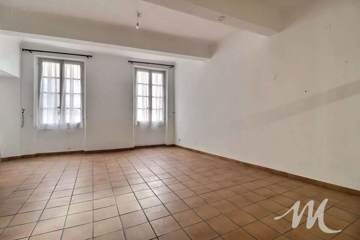Appartement à BARJOLS