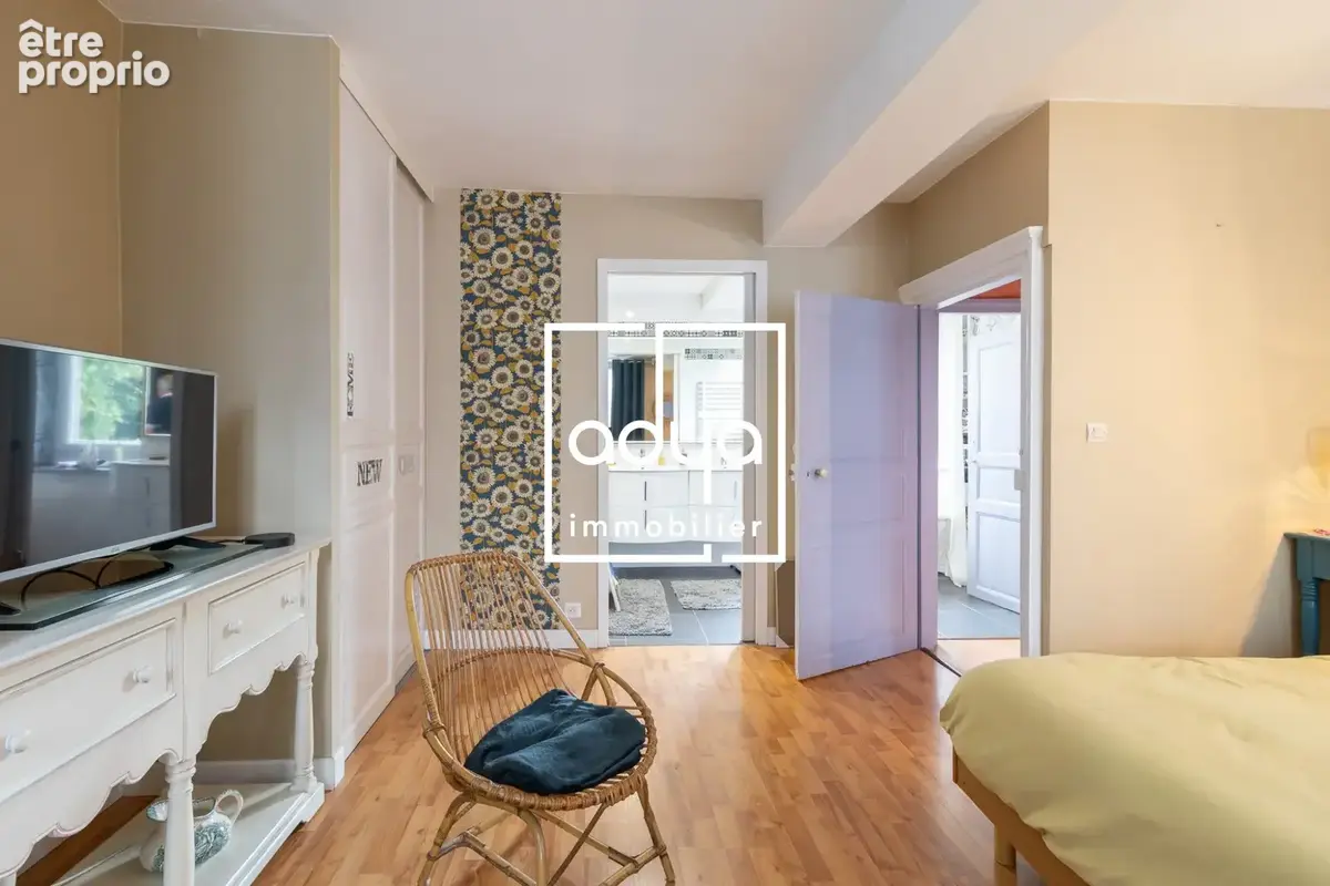 Maison 8 pièces 205 m² à vendre à Bressuire (79300) - photo 8