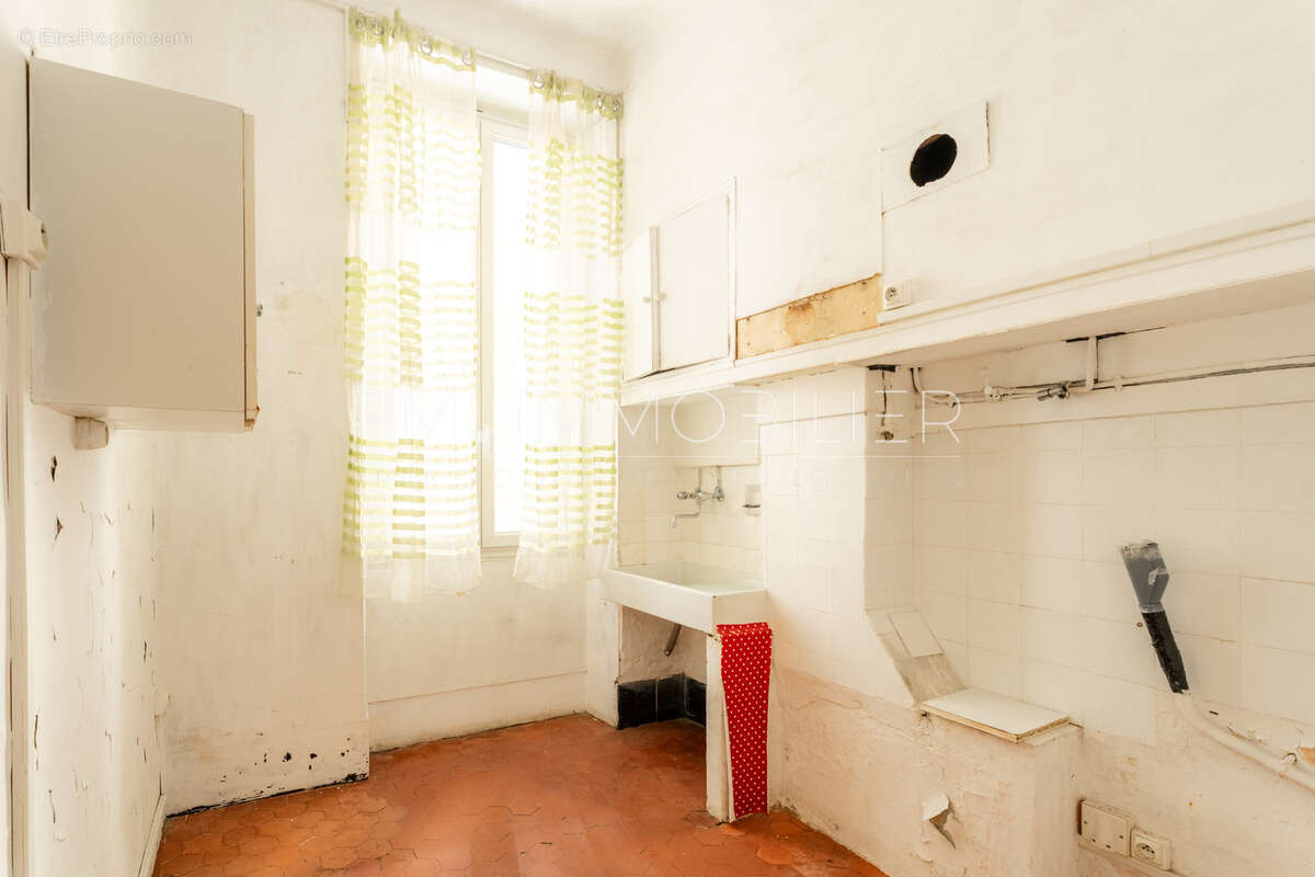 Appartement à MARSEILLE-2E