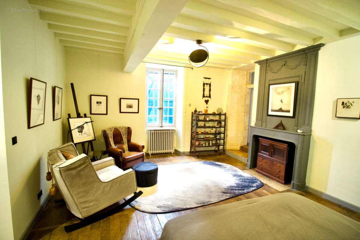 CHAMBRE - Maison à MOUTON