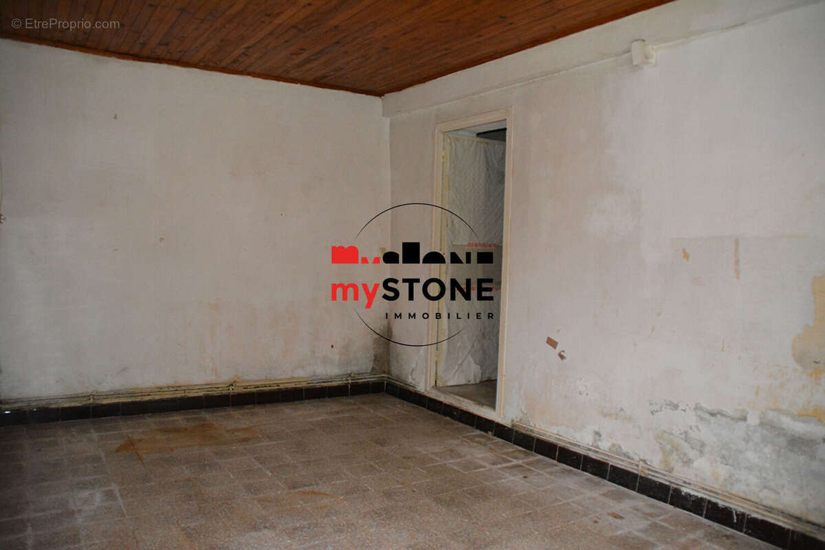 Maison à SAINT-MARCEL