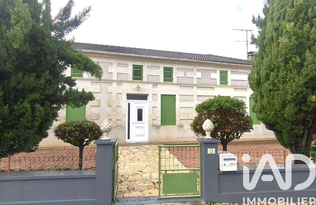 Photo 1 - Maison à CLERAC