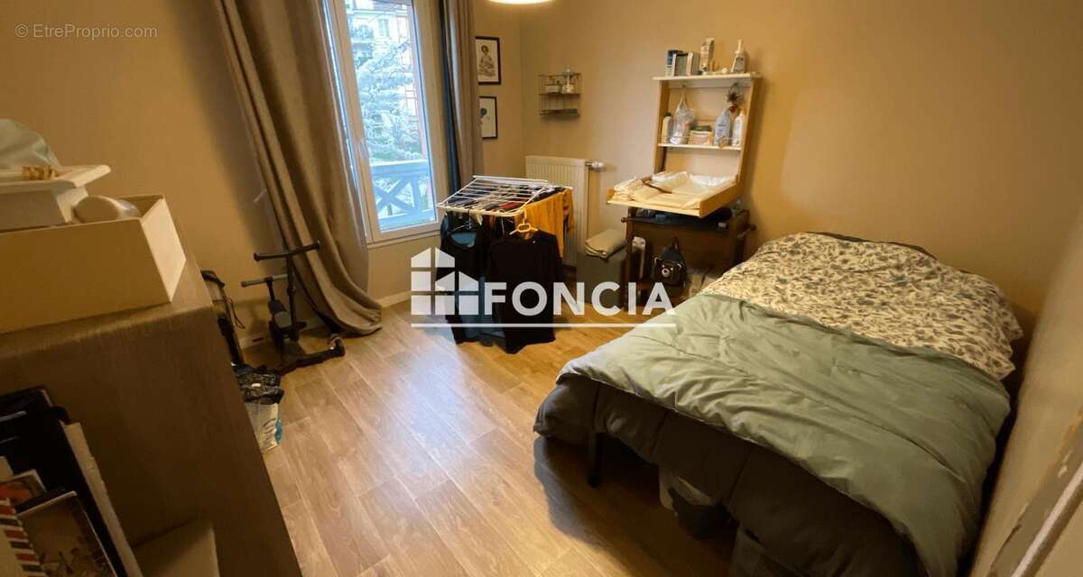 Appartement à LE BLANC-MESNIL