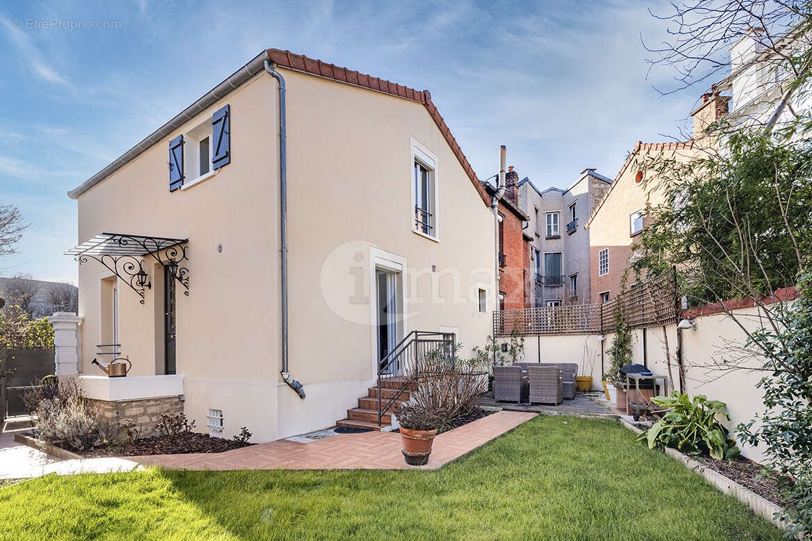 Maison à ASNIERES-SUR-SEINE