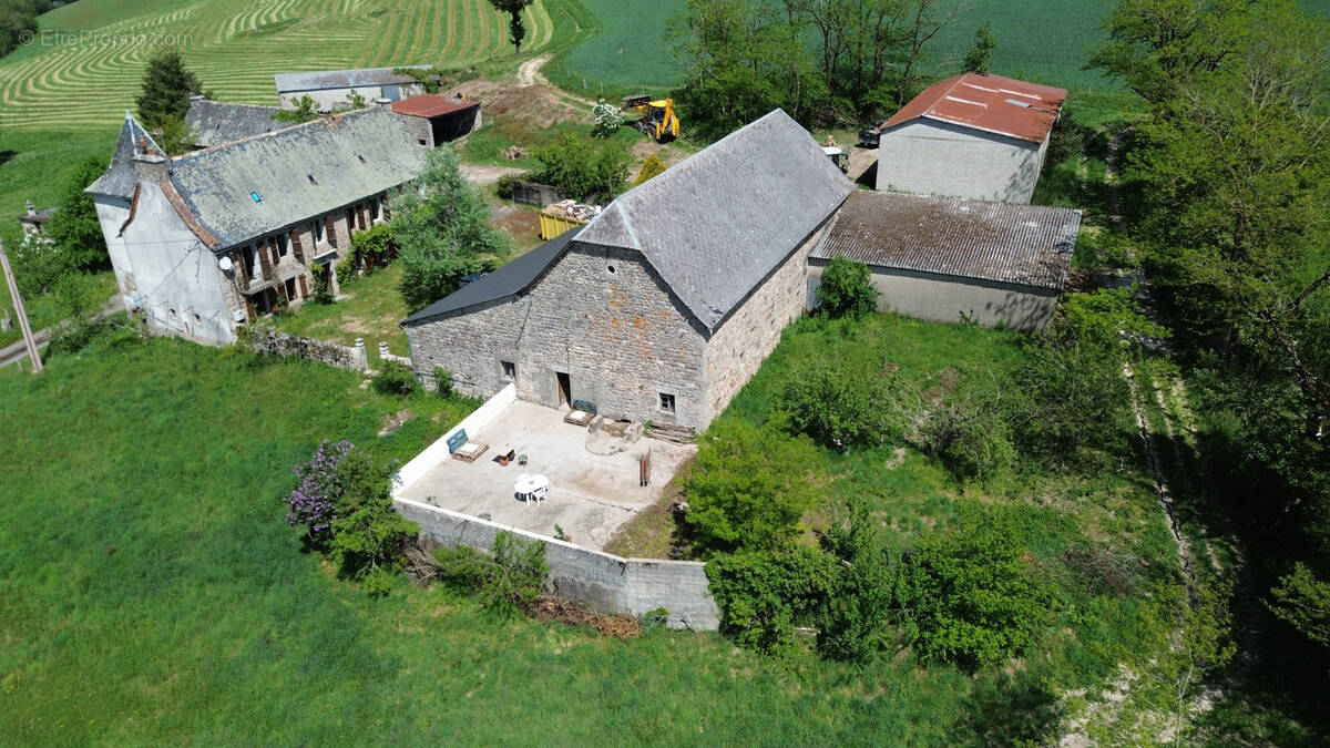 Maison à SENERGUES