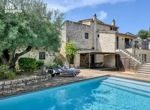 Maison à UZES