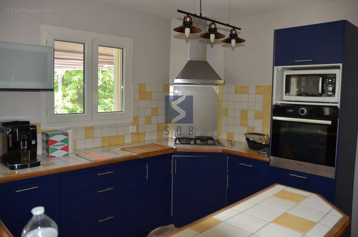 Maison à ISSAMOULENC