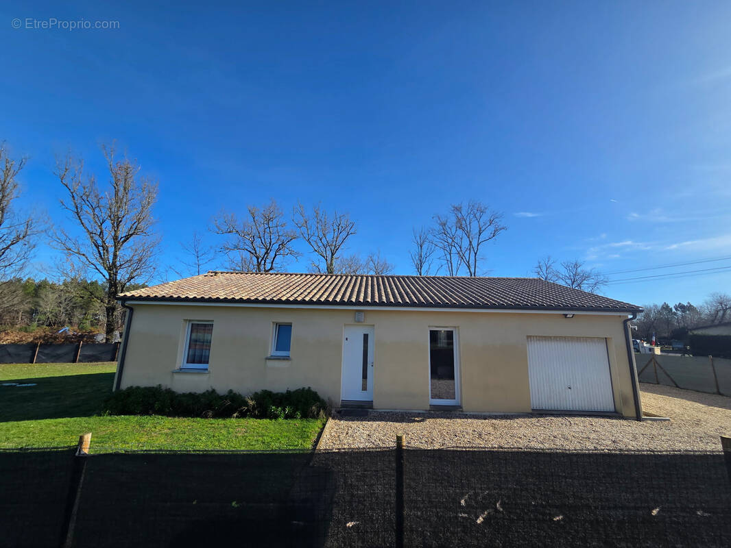 Maison à BAZAS