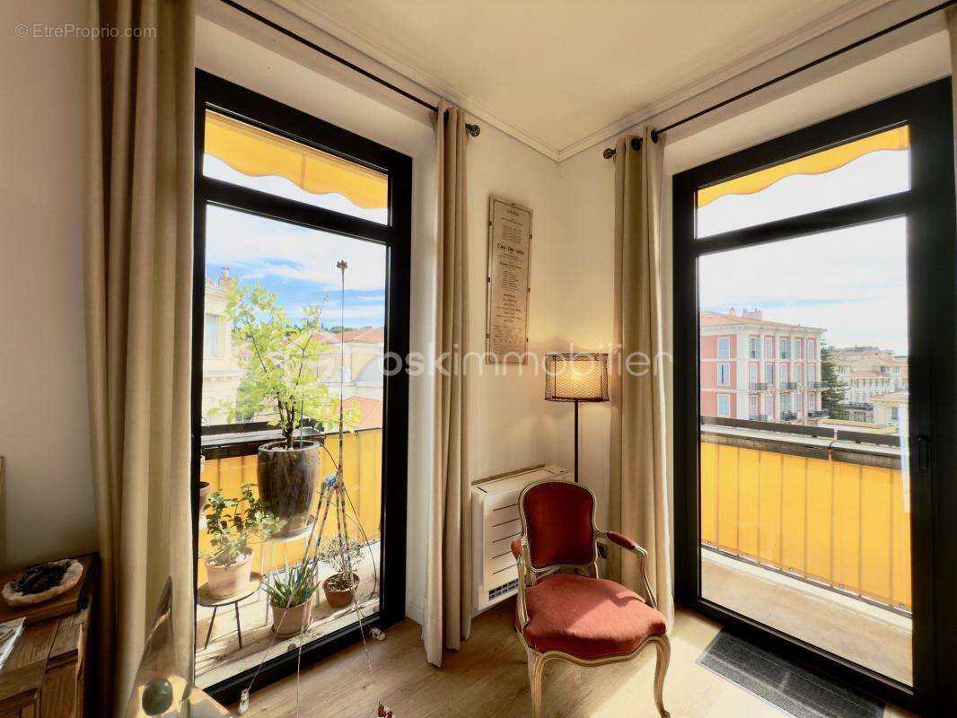 Appartement à NICE