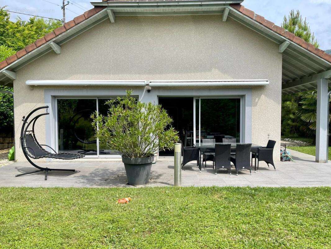 Maison à CHINDRIEUX