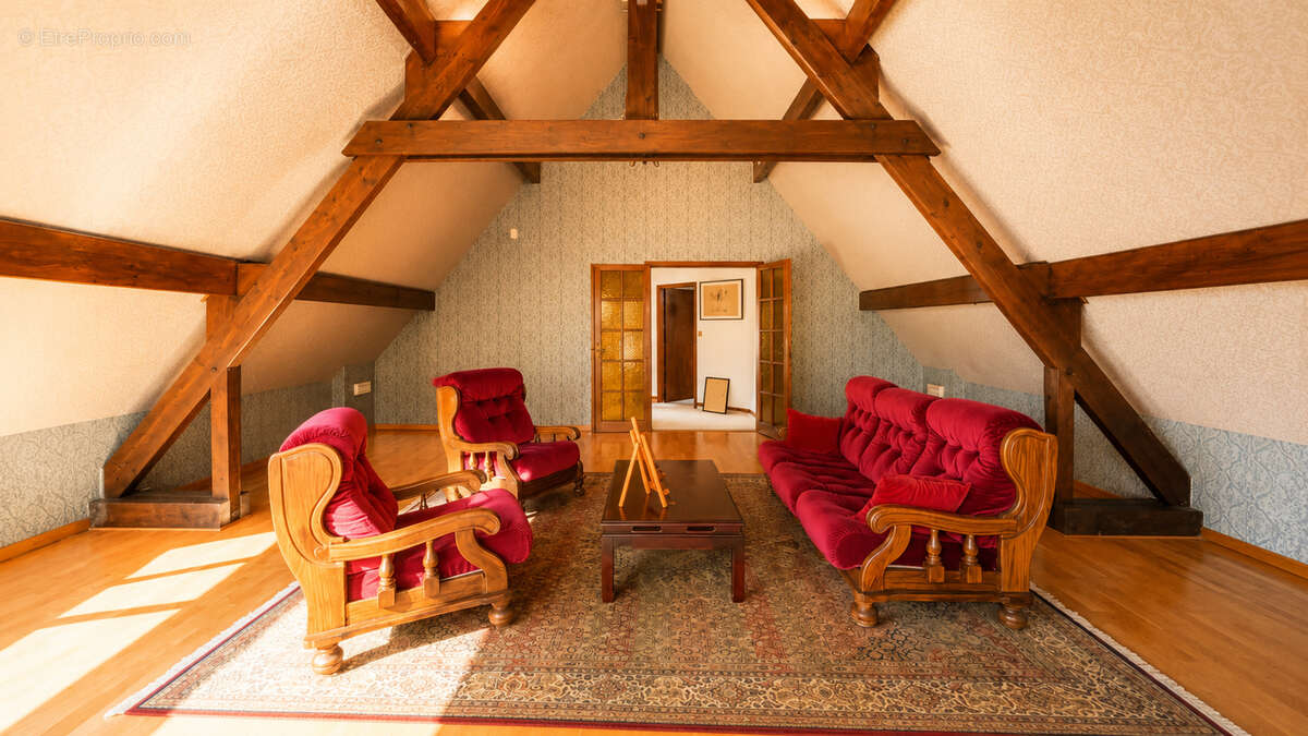 Demeure d'exception de 225 m² édifiée sur un terrain de 4 485 m² à Noailles - photo 18
