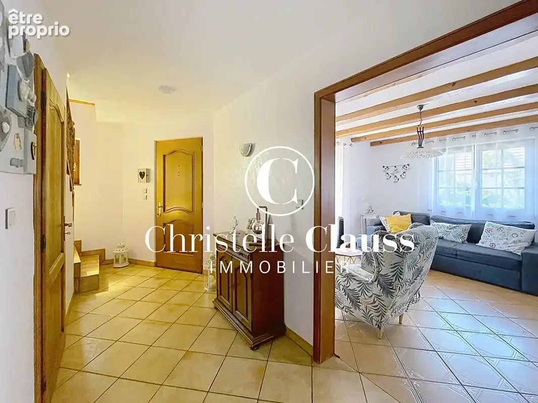 Maison familiale 166 m² - 4 chambres - terrain 6 ares - photo 4