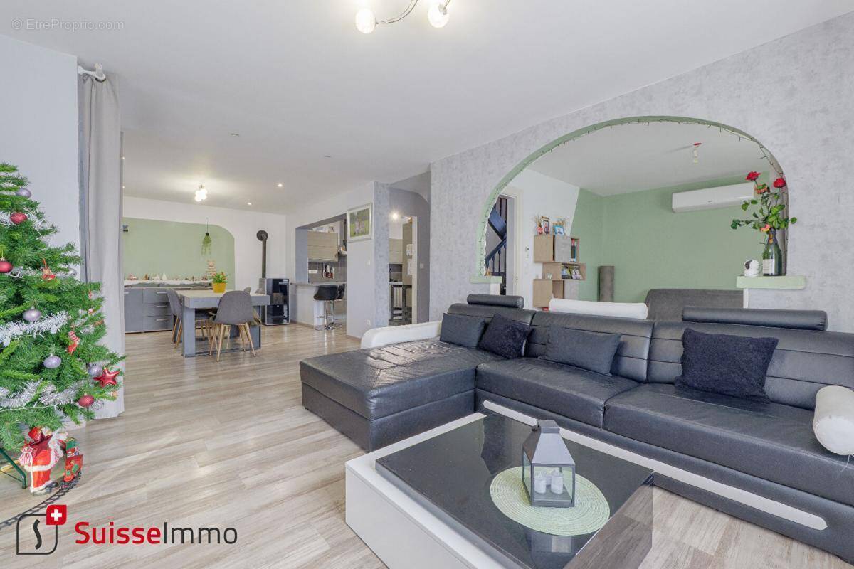 Maison à AUDINCOURT