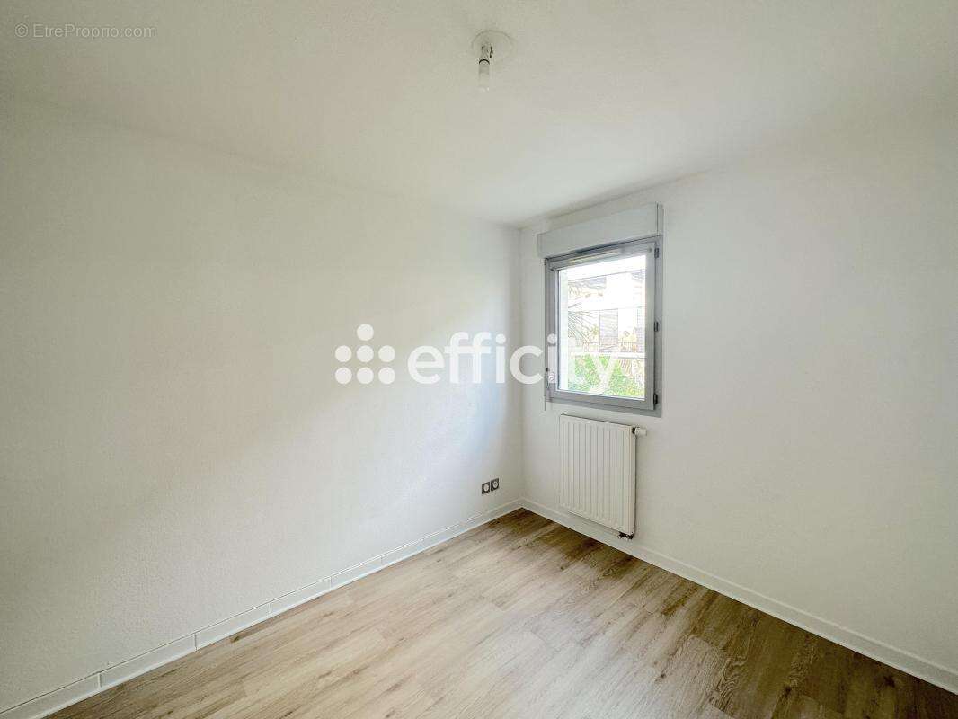 Appartement à LATTES