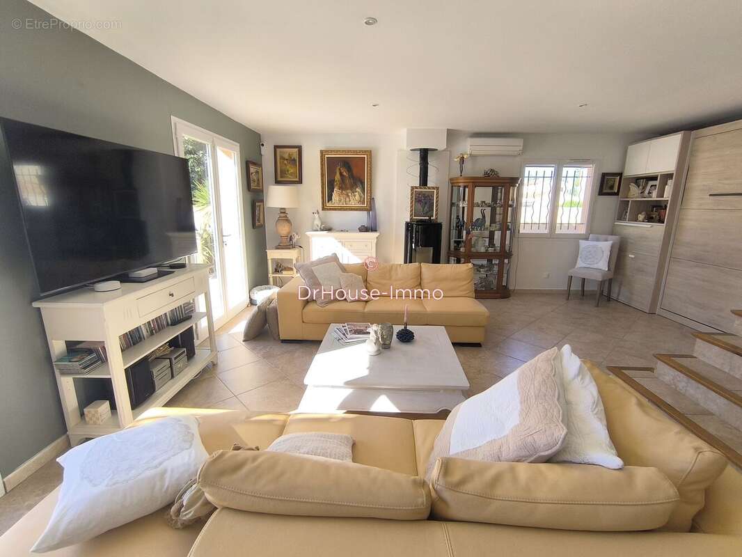 Maison 118 m² à Salon-De-Provence  - photo 3