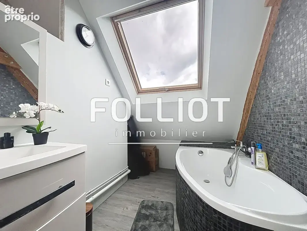 ACHAT/VENTE Maison en pierre de 4 pièces à vendre à Thaon -  Beau terrain clos - photo 13