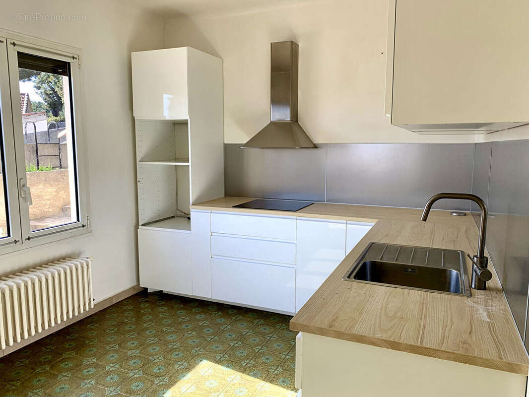 Maison à SAUSSET-LES-PINS