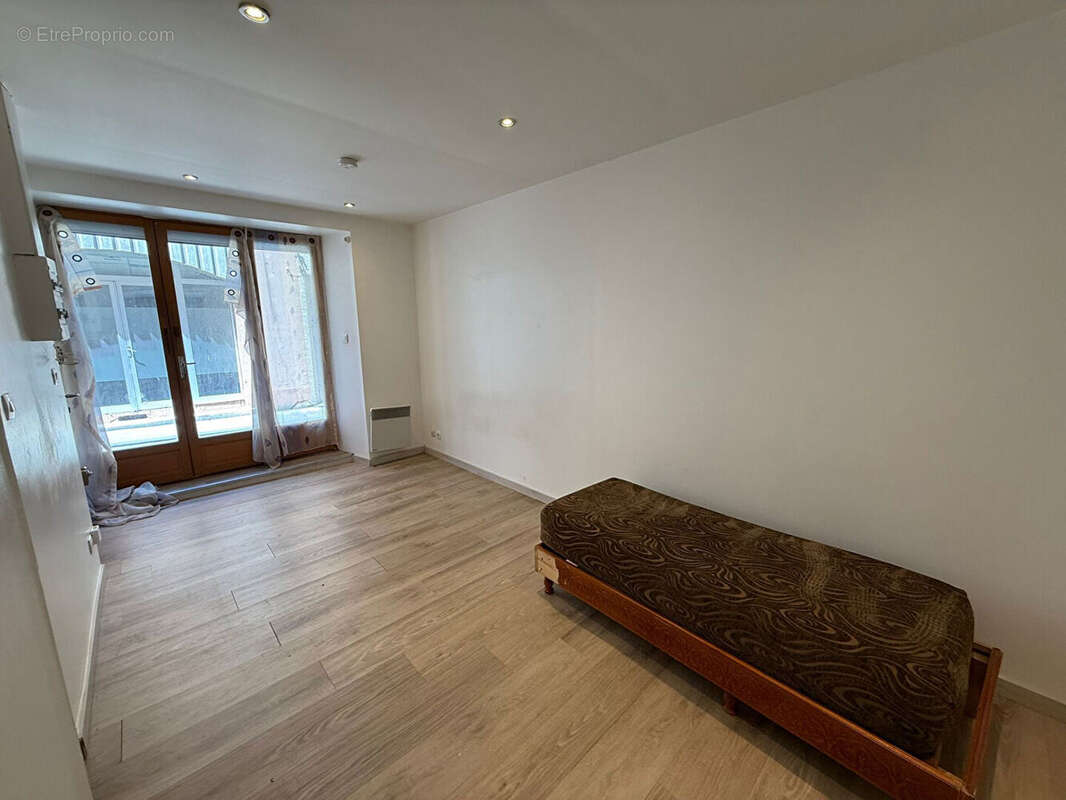 Appartement à TOURNON-SUR-RHONE
