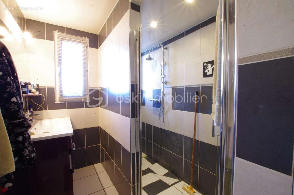 Maison à CHATEAU-RENARD