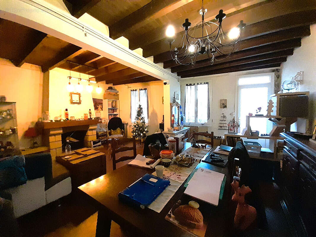 Maison à CASTILLON-LA-BATAILLE