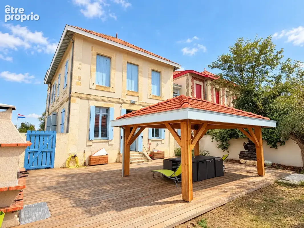Soulac-sur-mer, villa de 200 m2 en première ligne - photo 4