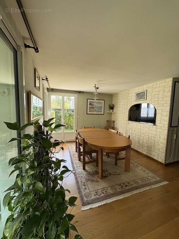 Maison à CHATEAUFORT