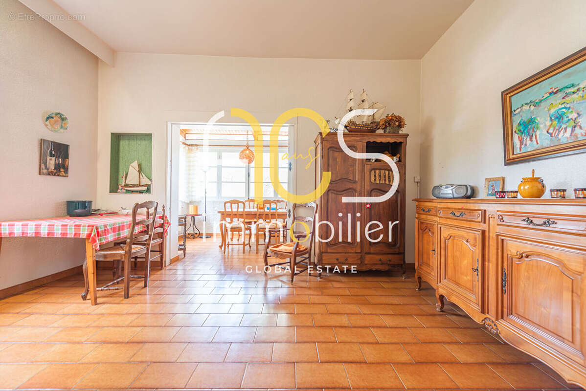 Maison à ENSUES-LA-REDONNE