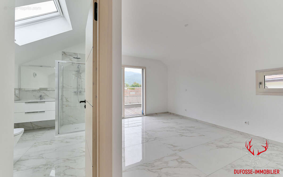 Annecy - Villa T4 125 m² - photo 8