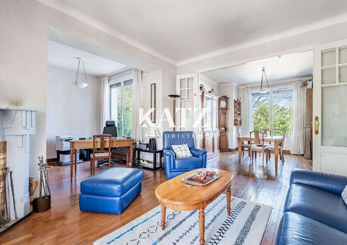 Maison à VAUCRESSON