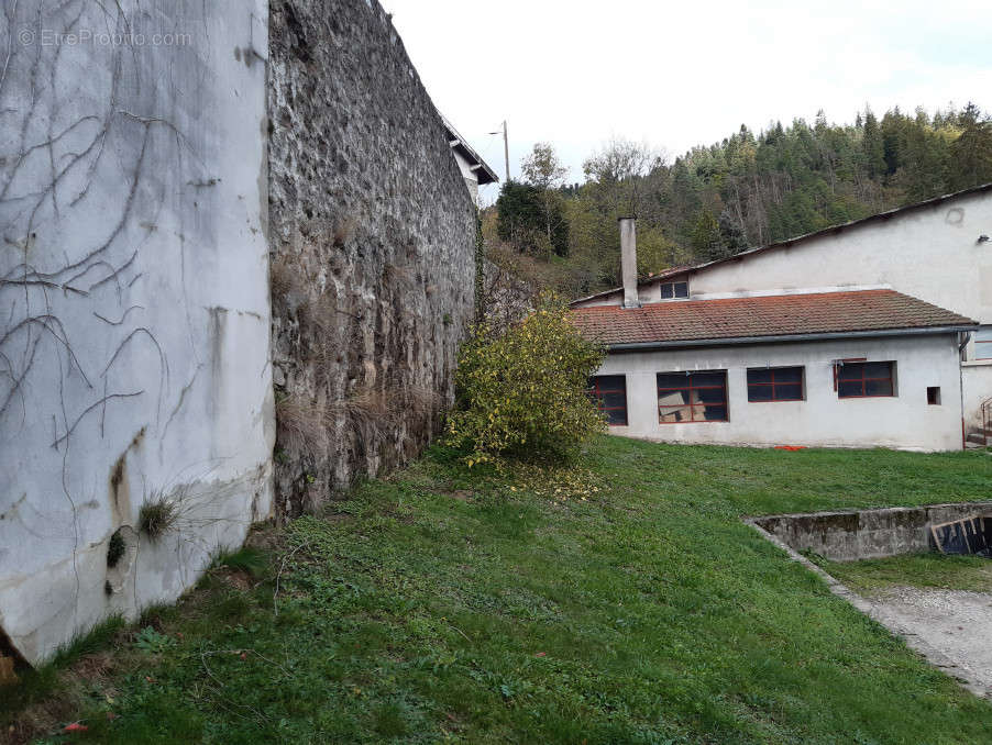 Appartement à DUNIERES