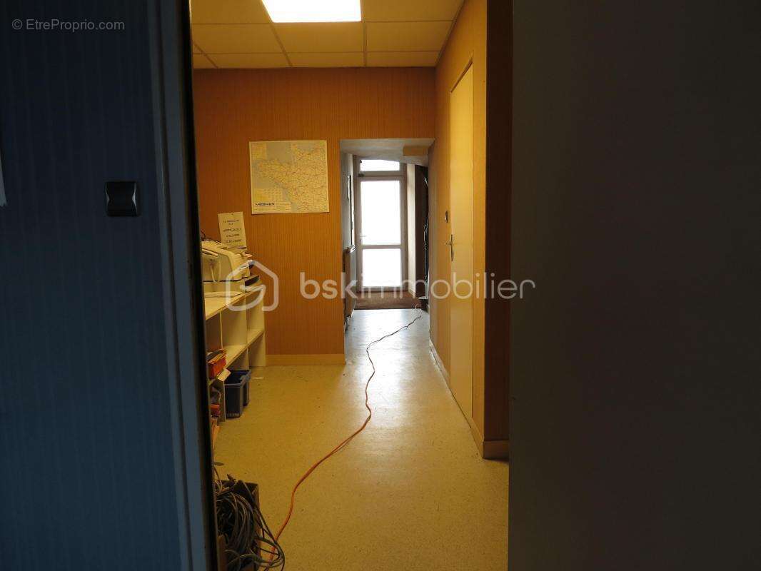 Maison 98 m² à Parthenay  - photo 7