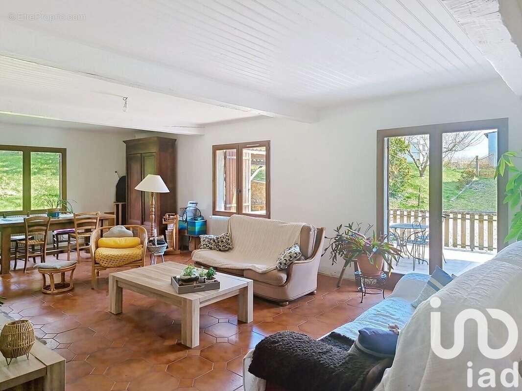 Photo 2 - Maison à GENSAC