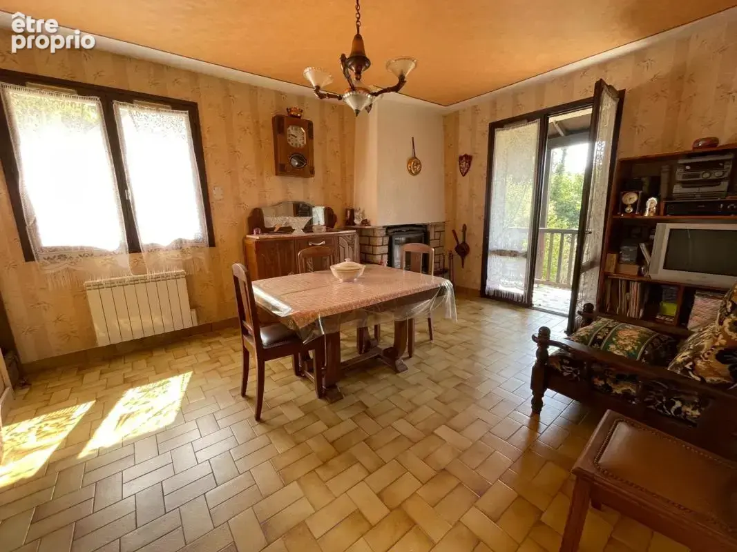 Maison 5 pieces 110 m2 - photo 2