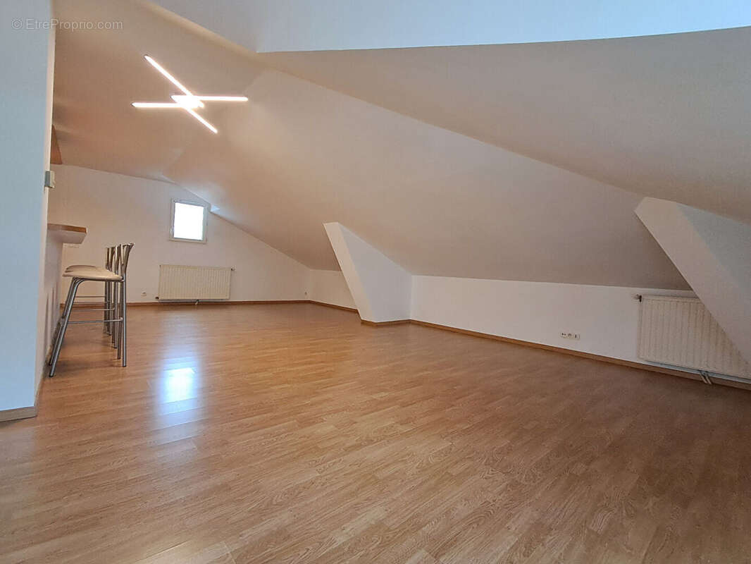 Appartement 70m² à vaujours - photo 3