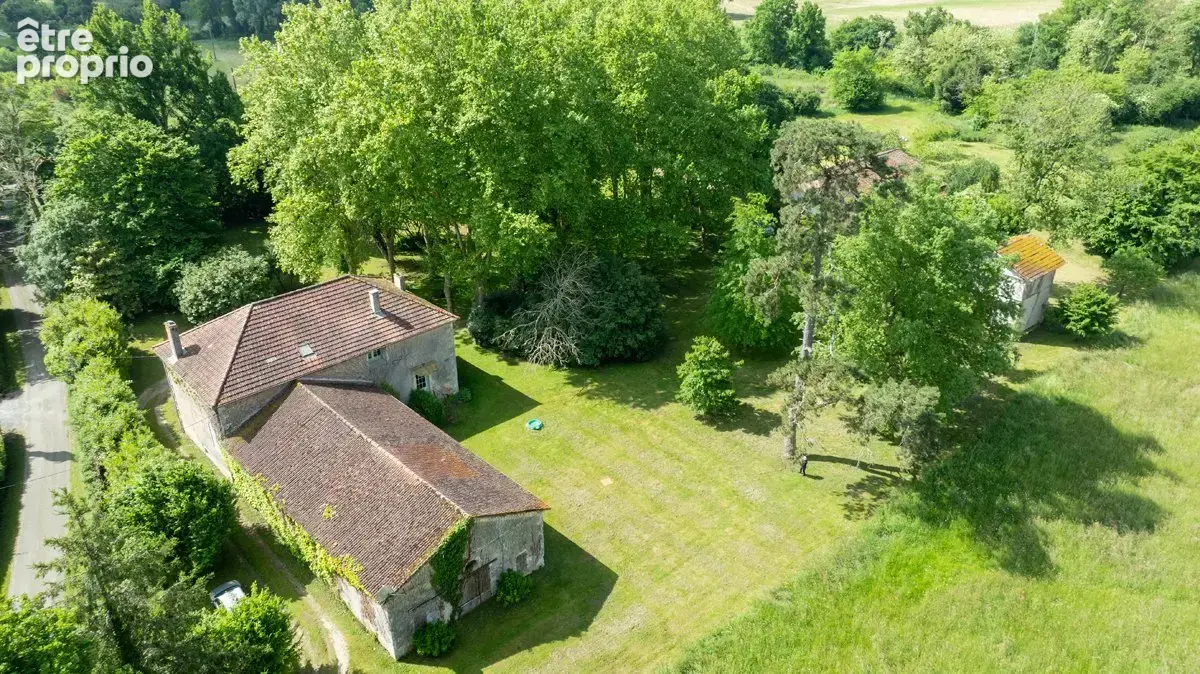 Grande propriete avec 6,5ha - photo 5