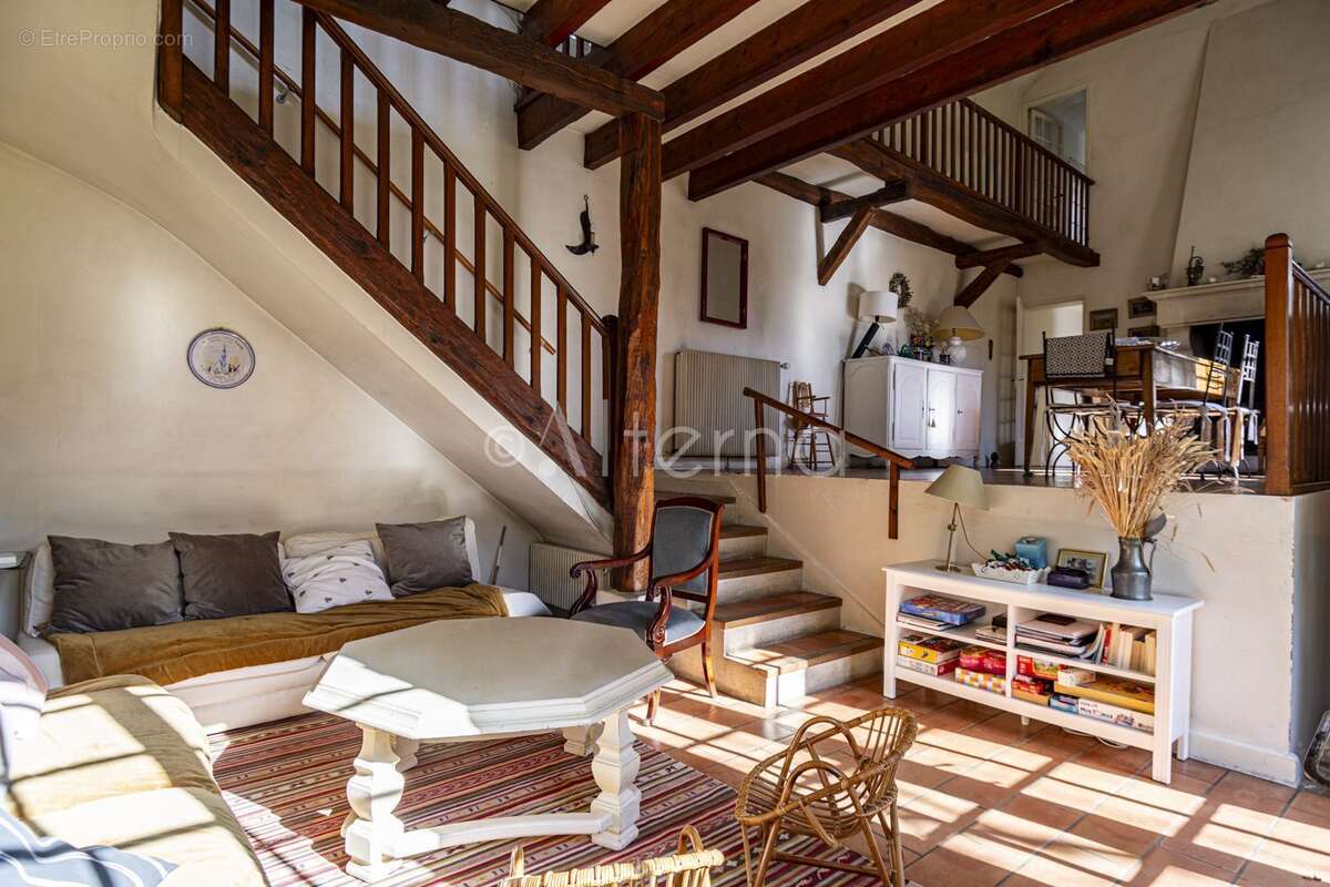 Maison à LES MUREAUX