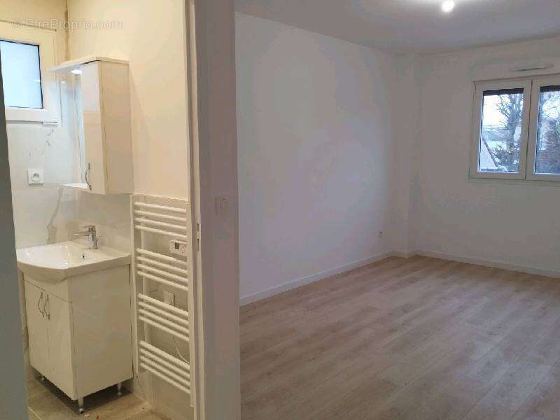 Maison à CLICHY-SOUS-BOIS