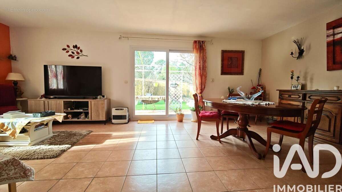 Maison 101 m² à Brignoles  - photo 7