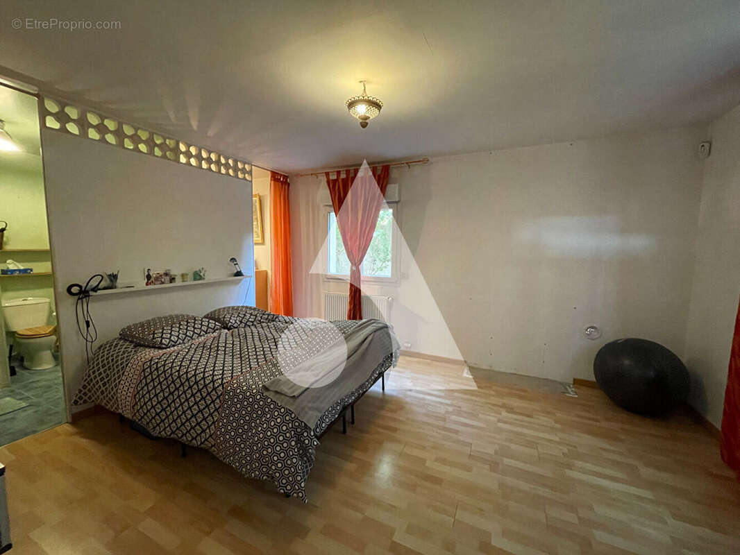 Maison Sucy En Brie 7 pièce(s) 155 m2 - photo 6