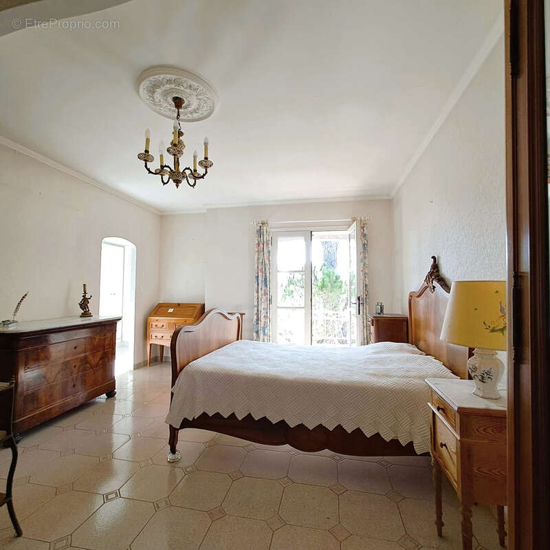 Maison à SAINT-RAPHAEL