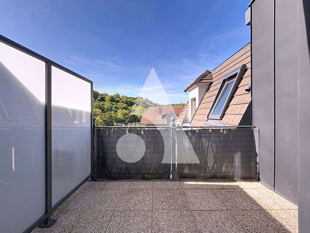 Appartement à BOUGIVAL