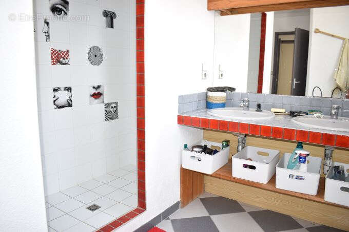 Maison à LA BREE-LES-BAINS