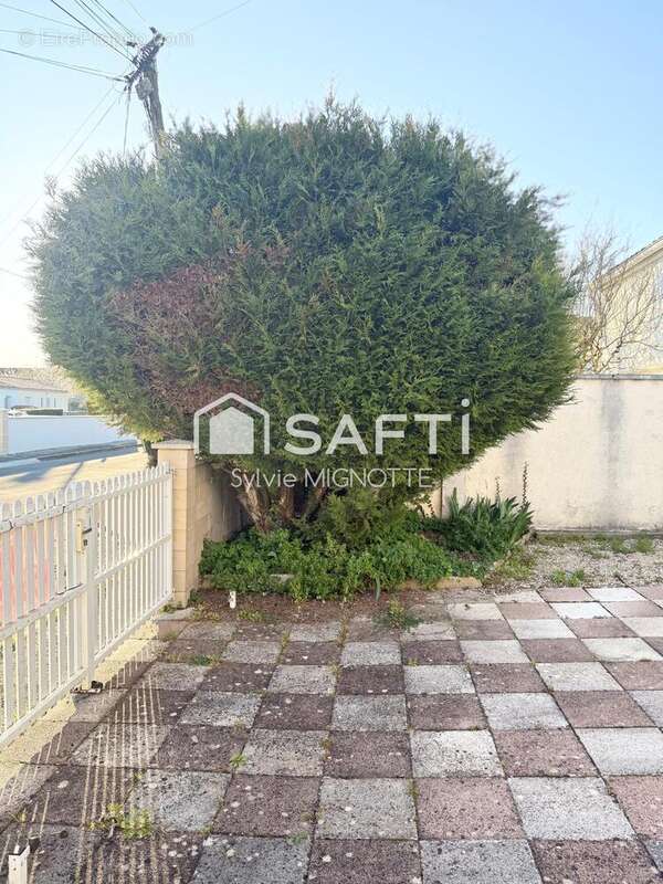 Photo 9 - Maison à SURGERES