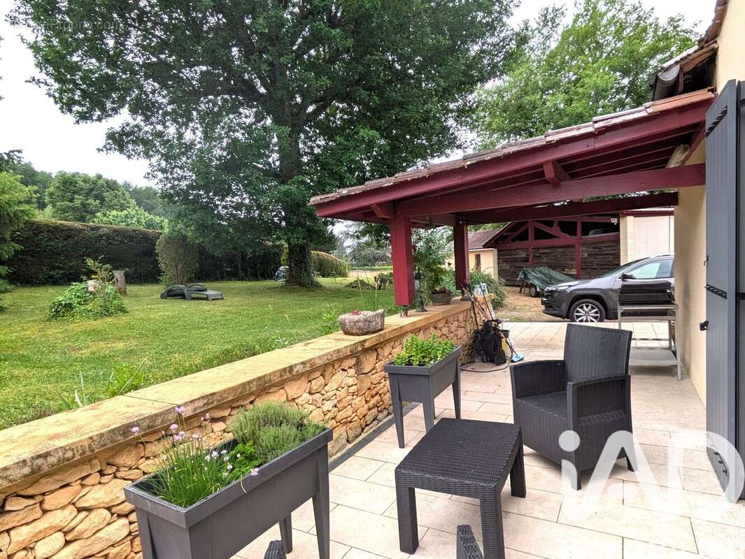 Maison 108 m² à Marnac  - photo 4