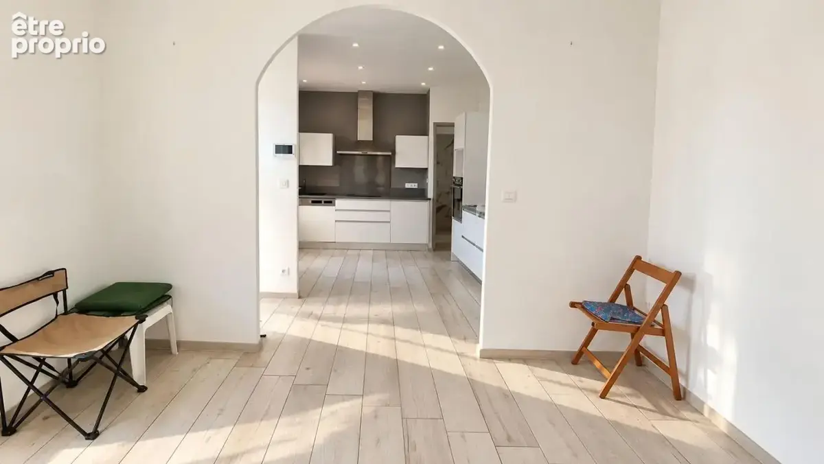 A vendre TOULON OUEST  maison de plain-pied de type 4 de 64 m² sur 304 m² de terrain - photo 2
