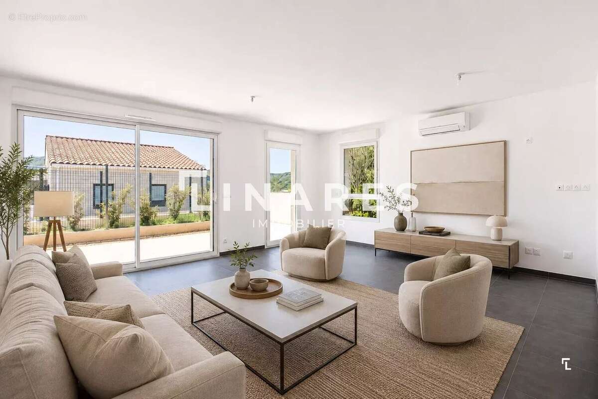 LE DOMAINE DE BELLEPEIRE - Appartement T4 de 81m2 - Terrasse - Double box (sus) - 13170 LES PENNES MIRABEAU - photo 2