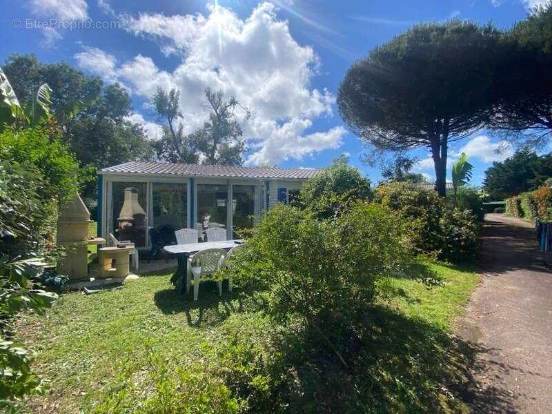 Maison à SAINT-CYR-EN-TALMONDAIS